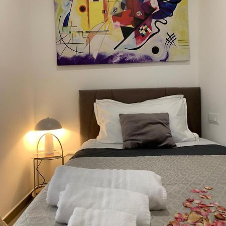 Suitesgaribaldi กาญารี ภายนอก รูปภาพ