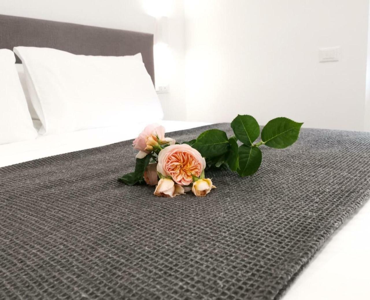 Suitesgaribaldi กาญารี ภายนอก รูปภาพ